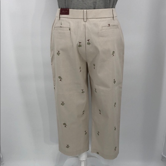 JM Collection Embroidered Khaki Capris Size 10 - Picture 6 of 8